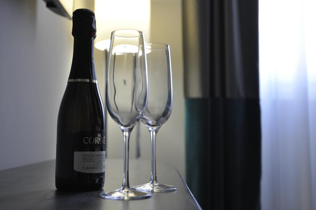 Place 24 Suites & Wellness Roma Rom bilde